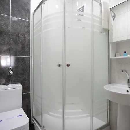 Hotel Beksiti 2*
